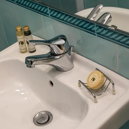 Casa Linda Vista Da Sogno, Piscina E Tennis 아파트 라팔로