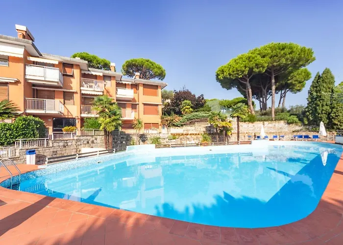 Casa Linda Vista Da Sogno, Piscina E Tennis Apartmán